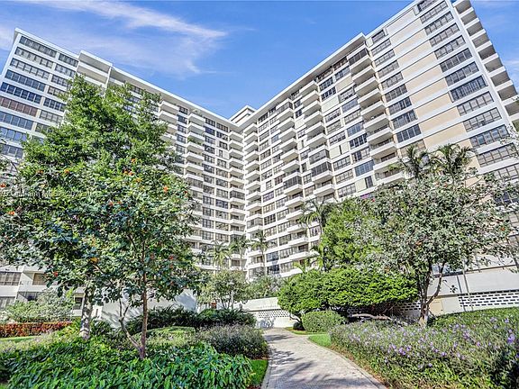 2nd image of 600 Three Islands Blvd APT 1507