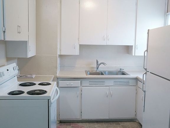 4th image of 267-269 Cypress St