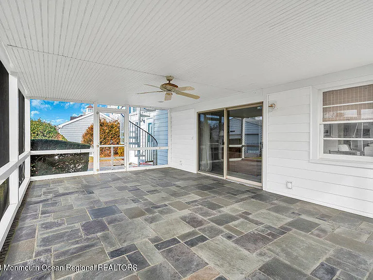 7 Howell Ave — Photo 31