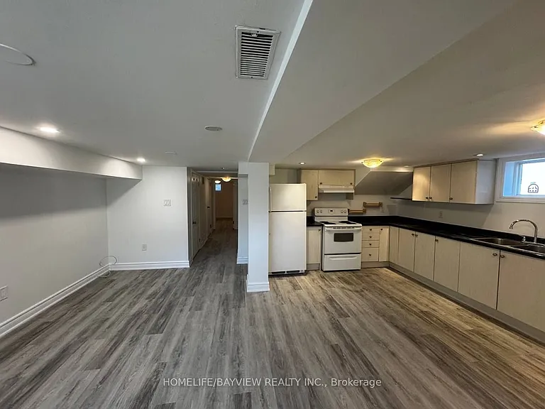 255 Penn Ave #BASEMENT — Photo 3
