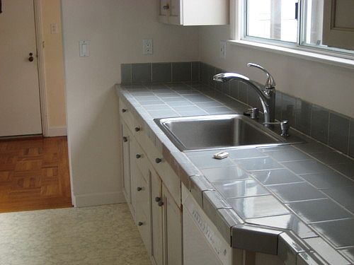 4th image of 315 Niagara Ave