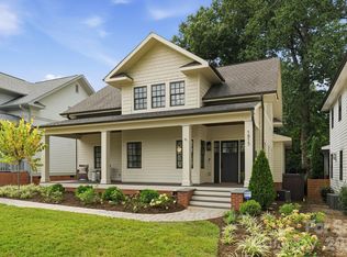 1815 Dearmon Dr, Charlotte, NC 28205