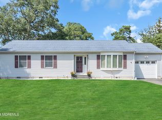817 4th Ave, Toms River, NJ
