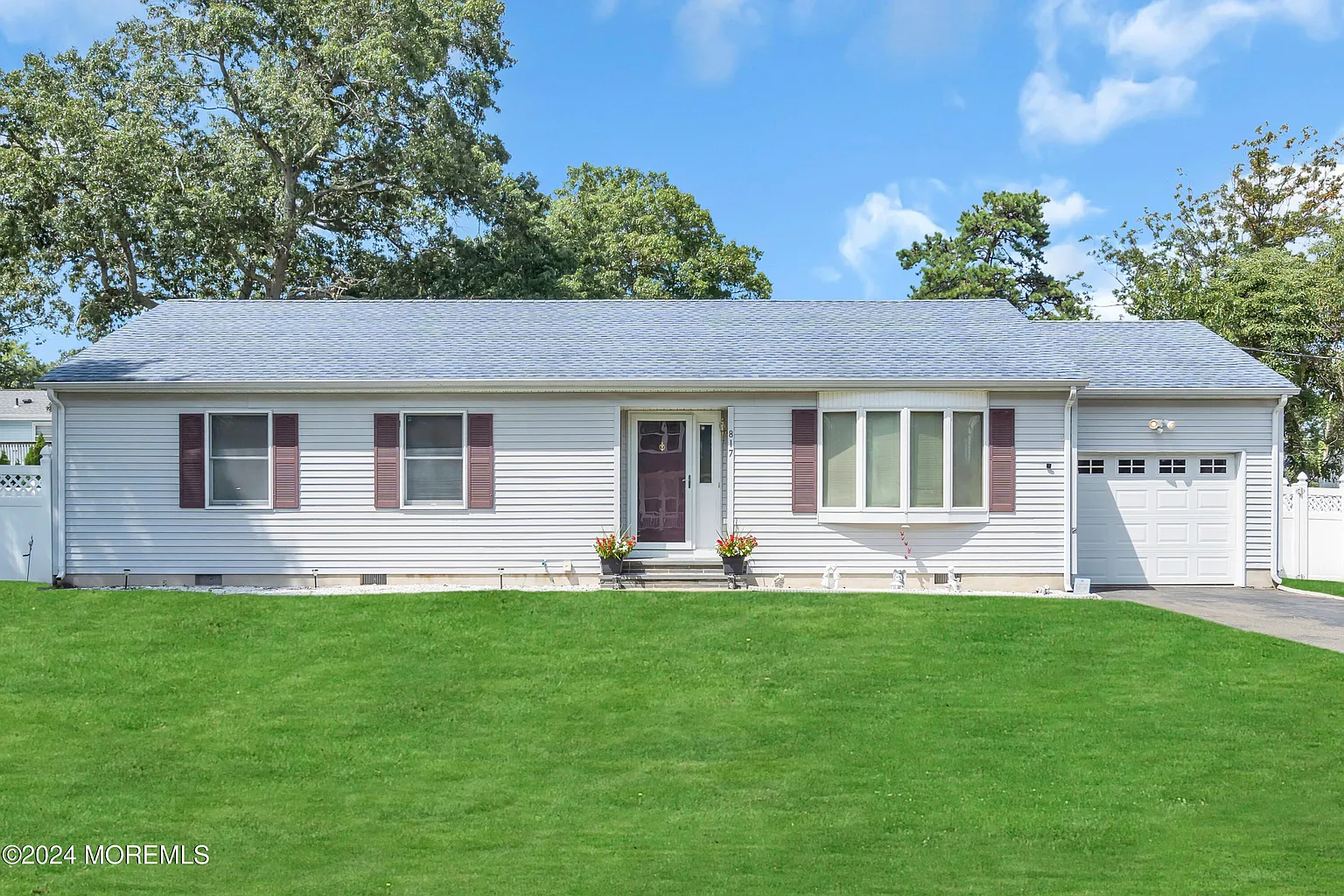 817 4th Avenue photo 1