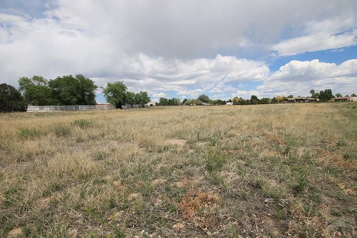 1st image of 692 S Hahns Peak Ave