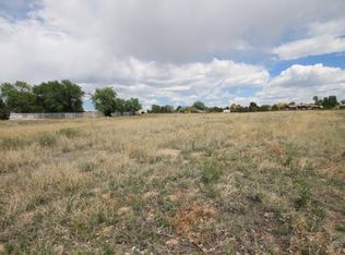 692 S Hahns Peak Ave, Pueblo West, CO 81007