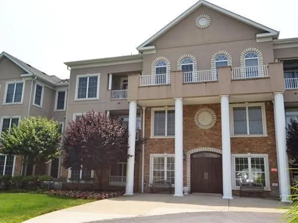 1200 Bush Cir, Rockaway, NJ 07866