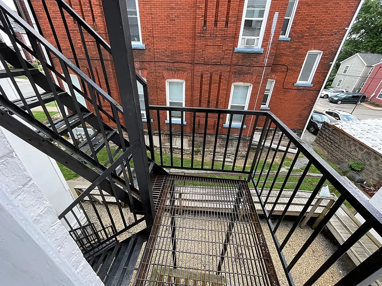 500 N Negley Ave #8 — Photo 17