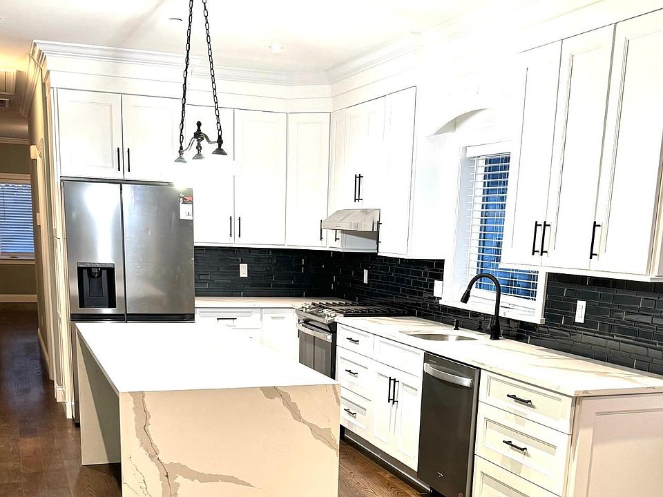1st image of 273 Nashville St #B
