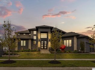 26516 Manderson Ct, Valley, NE 68064