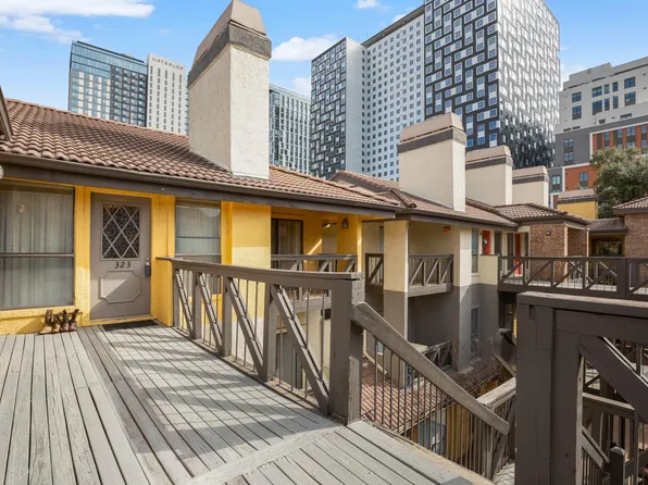 806 W 24th St APT 323, Austin, TX 78705