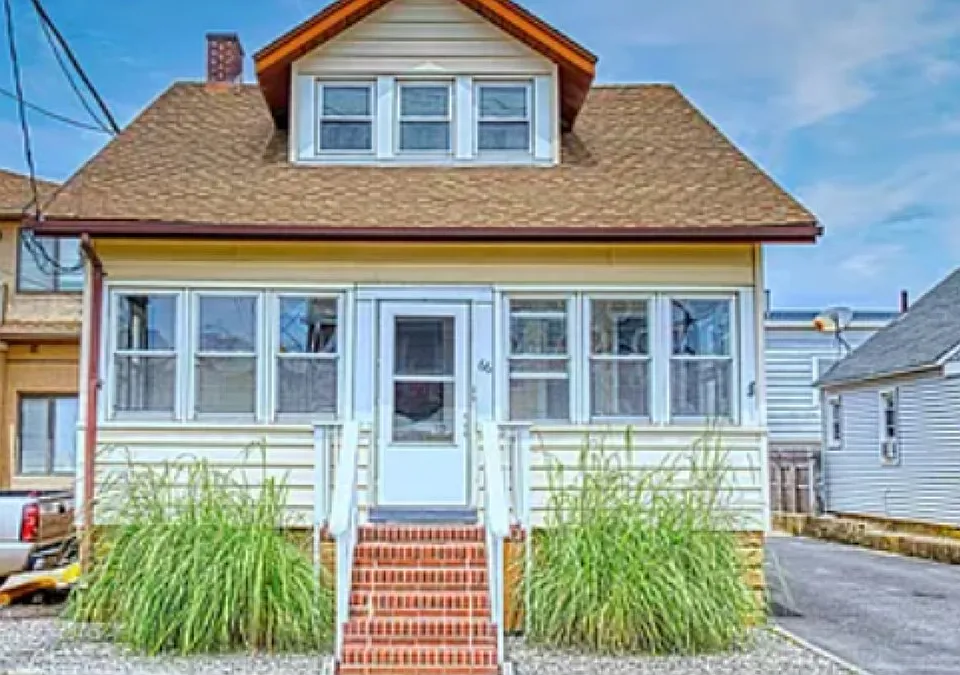 66 Fremont Ave #1