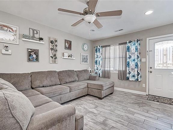 4th image of 668 Bottino Ln