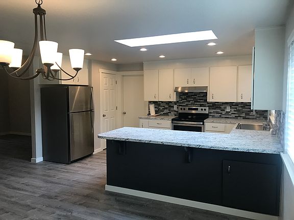 3rd image of 2810 12th Avenue Ct NW
