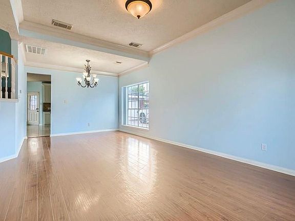 5th image of 3513 Pine Hollow Dr