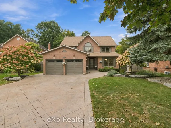 237 Lake Driveway W, Ajax, ON L1S 5B1