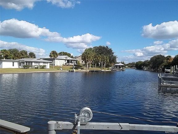 4th image of 11923 W Bayshore Dr