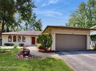 1144 Jane Ave, Naperville, IL 60540