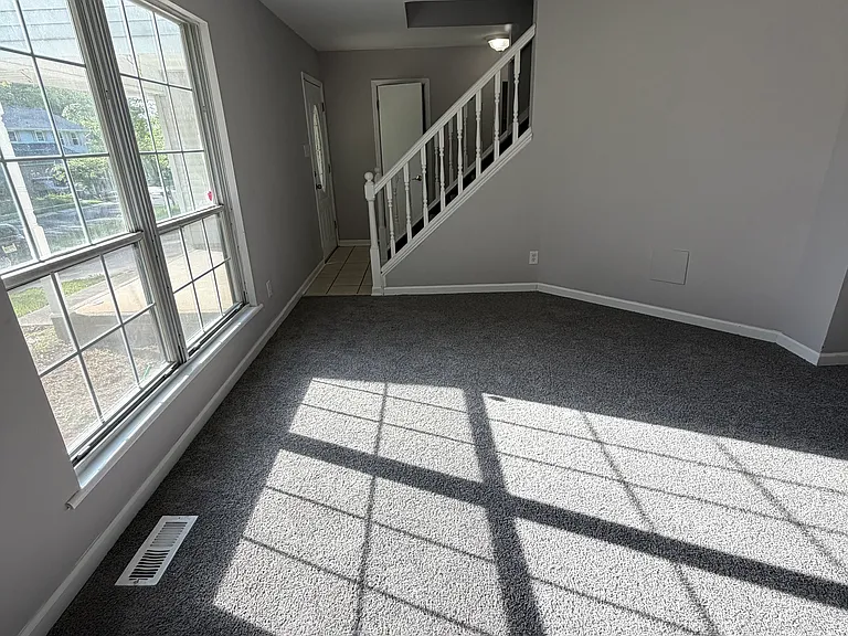 78 Cedarbrook Ln — Photo 4