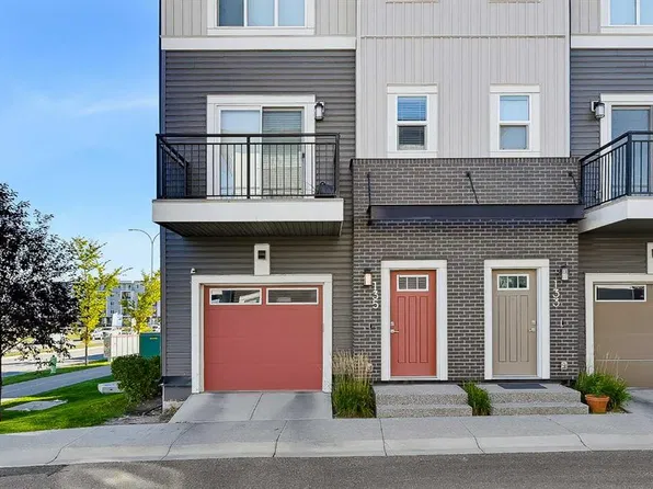 30 W Cornerstone Mnr NE #135, Calgary, AB T3N 1E6