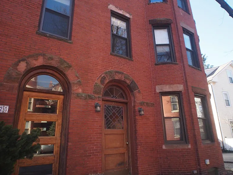 22 Perry St #3 — Photo 2