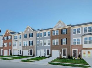 55 Stratton Dr, Charles Town, WV 25414
