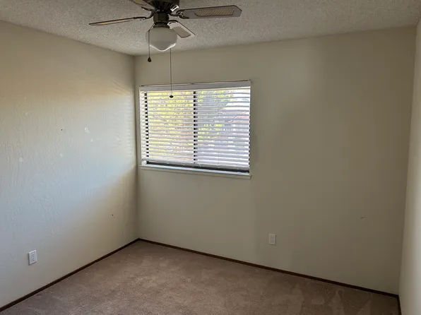 3021 Harris Dr, Antioch, CA 94509