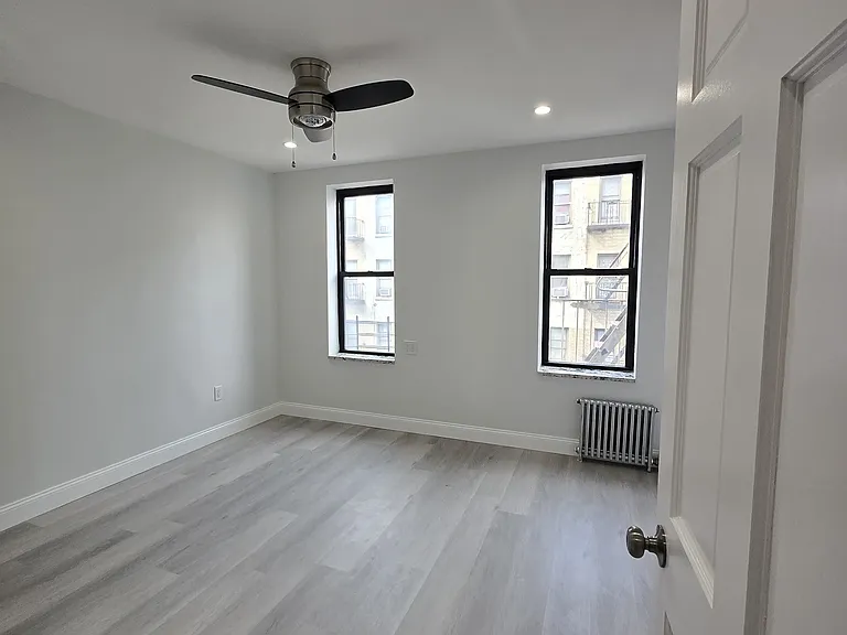 610 W 196th St #1 — Photo 5