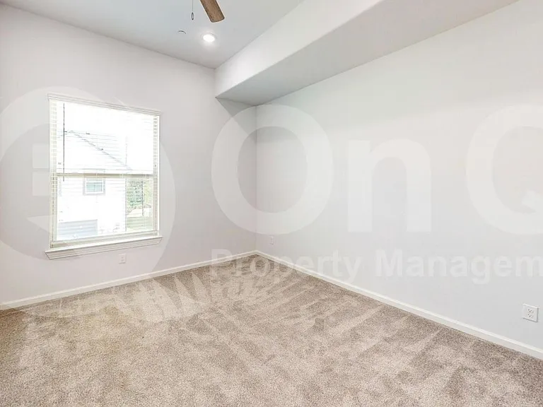 336 Buck Ridge Dr — Photo 20