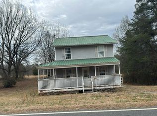 808 N Laurel St, Walhalla, SC 29691