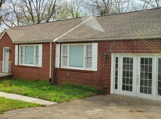 240 Woodlawn Pike, Knoxville, TN 37920
