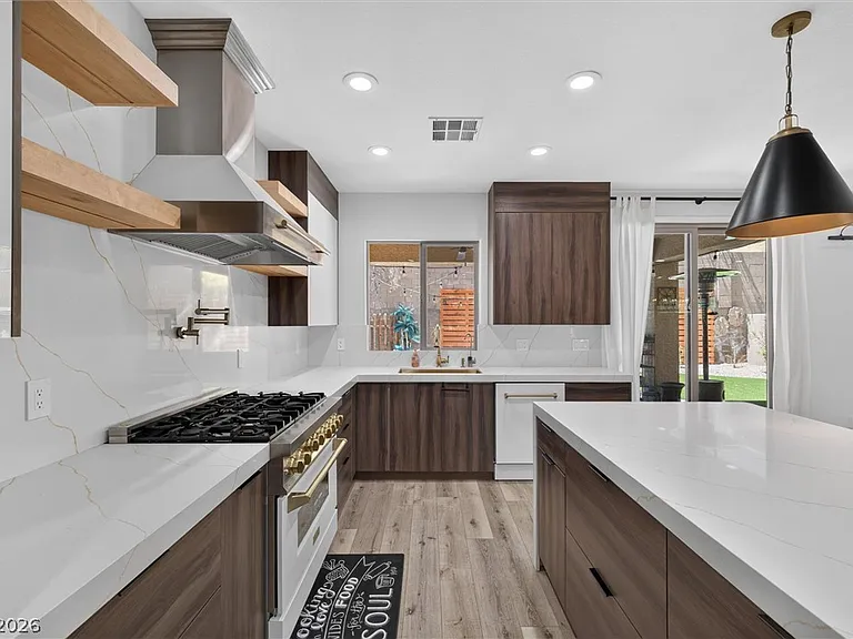 151 Sandy Bunker Ln — Photo 8