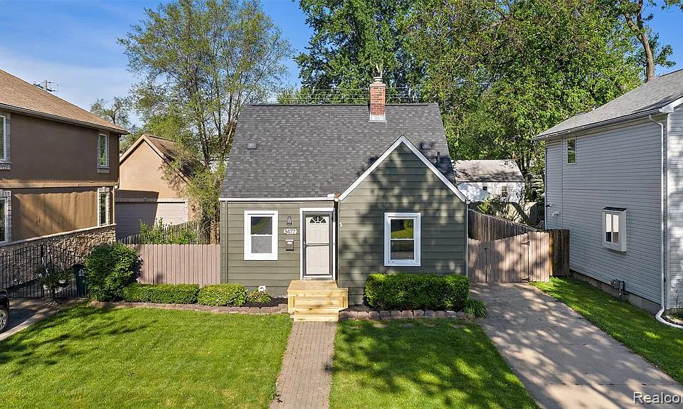 3477 Cummings Ave