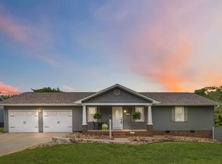 180 Canady Rd, Wellford, SC 29385