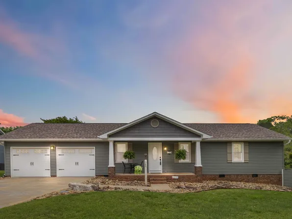 180 Canady Rd, Wellford, SC 29385