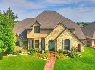5801 Hardwick Ln, Edmond, OK 73034