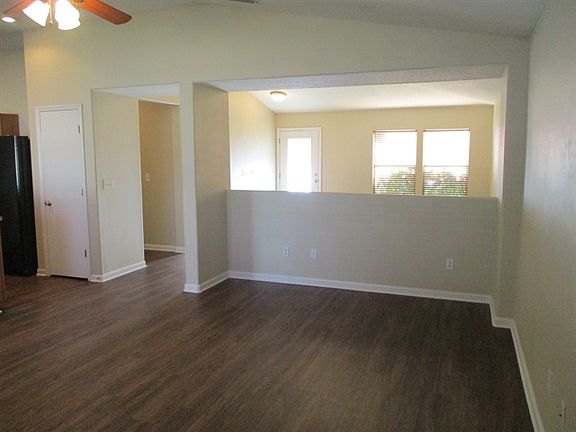 4th image of 1472 Redbird Creek Drive