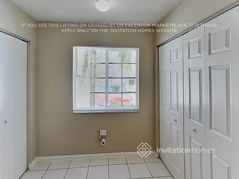 4728 SW 13th Pl — Photo 7