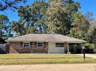 1435 Arcadia Dr, Baton Rouge, LA 70810