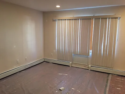 Rented by New York Realty Minimax Inc | media 3