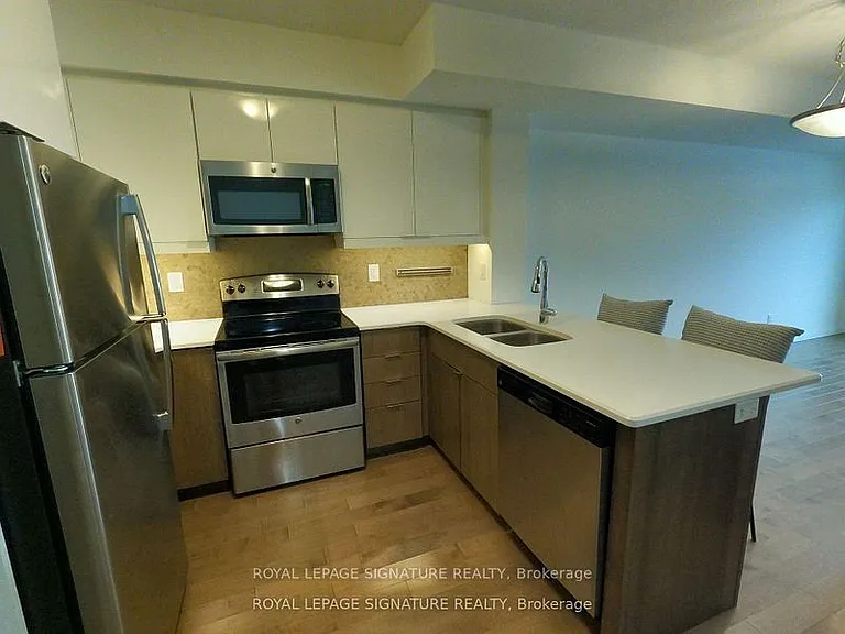 53 Arthur St N #607 — Photo 4