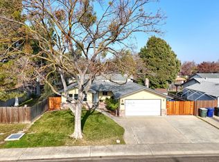 1513 San Carlos Ln, Modesto, CA 95355