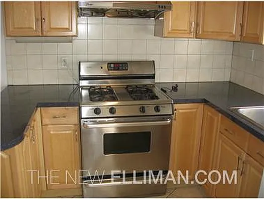 Rented by Douglas Elliman | media 36