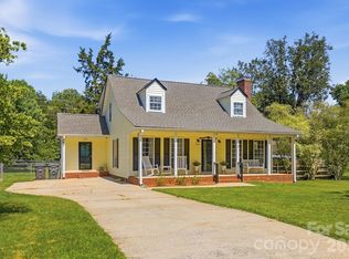 2634 Cherokee Ct, Gastonia, NC 28056