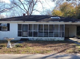 1017 Harlin St, Elloree, SC 29047