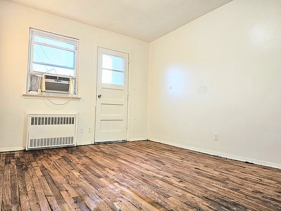 3rd image of 2046 E 56th St Floor 2