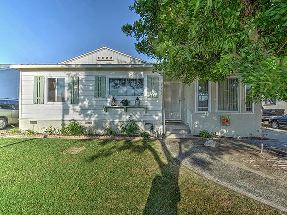 2nd image of 4202 Nipomo Ave