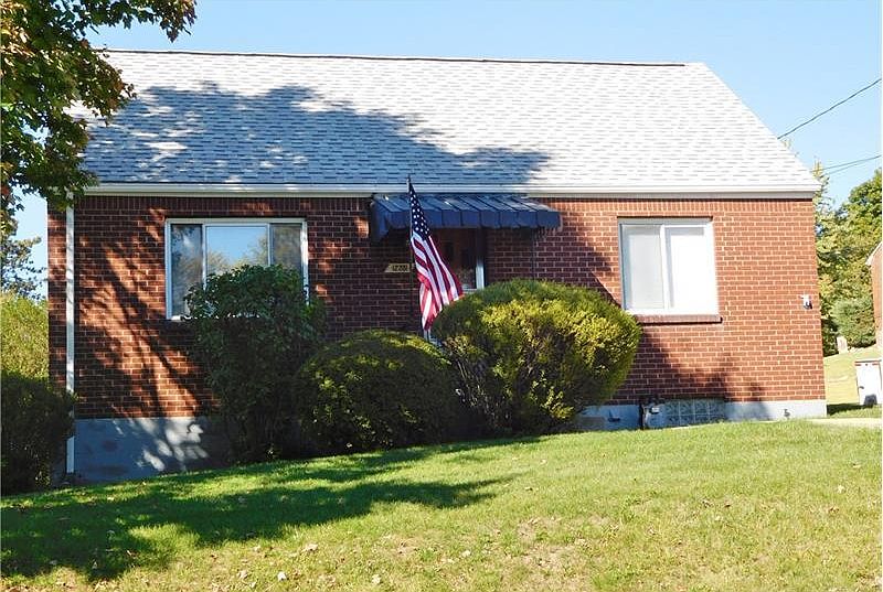 1st image of 12281 Carmine Dr