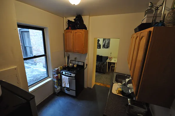 Rented by REAL New York | media 36