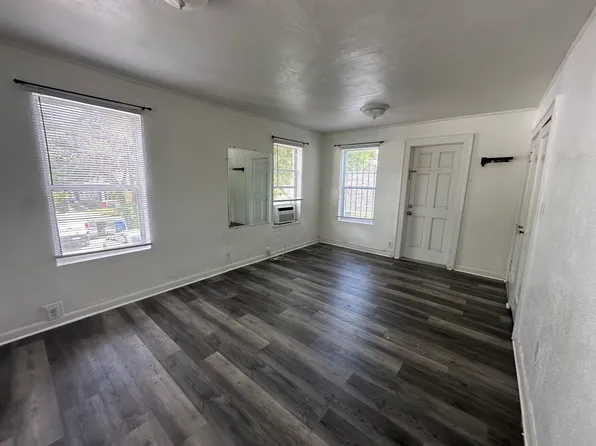 1706 4th Ave E Unit B, Bradenton, FL 34208